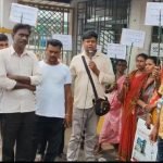 আহত শ্রমিকের চিকিৎসা খরচের দাবিতে পলসন্ডা রাইস মিলে বিক্ষোভ