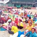 আমবাড়ি চা-বাগানে উত্তেজনা, ম্যানেজারকে ঘেরাও চলছে শ্রমিকদের বিক্ষোভ