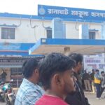 লরির চাকায় পৃষ্ঠ হয়ে মৃত্যু হল সাড়ে চার বছরের এক শিশুর। ঘটনায় উত্তেজনা!