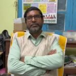 শিক্ষকের বদলির সিদ্ধান্তে ক্ষুব্ধ পড়ুয়ারা, মঙ্গলবার বীরভূম জেলা স্কুলে পোস্টার-বিক্ষোভ