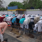 প্রাকৃতিক দুর্যোগকে উপেক্ষা করে হুগলি জেলায় সুষ্ঠুভাবে পালিত হল ঈদের নামাজ